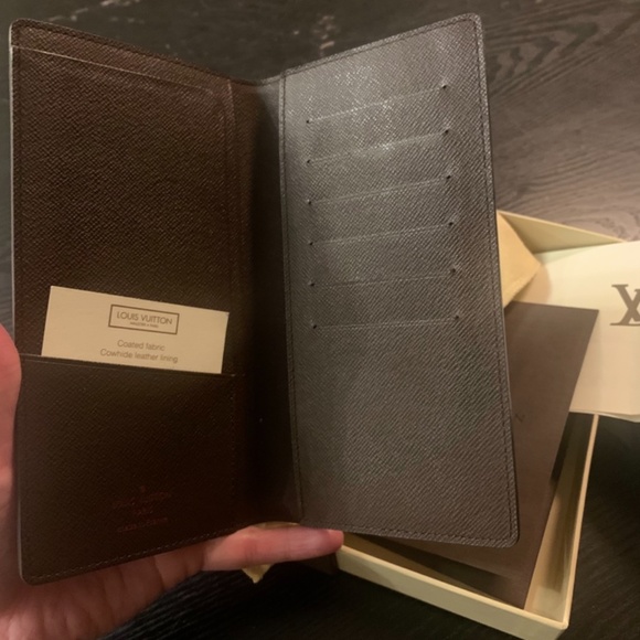 Louis Vuitton Damier Wallet ** S O L D ** - Picture 3 of 3